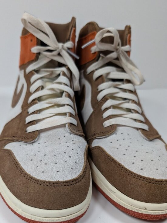 Like new Air Jordan 1 High OG \